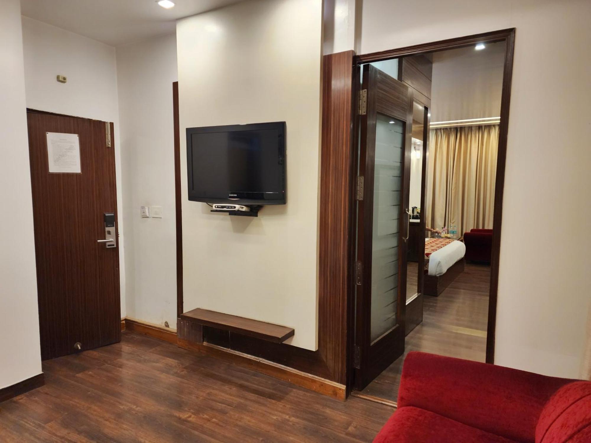 Hotel Surya Σίμλα Εξωτερικό φωτογραφία
