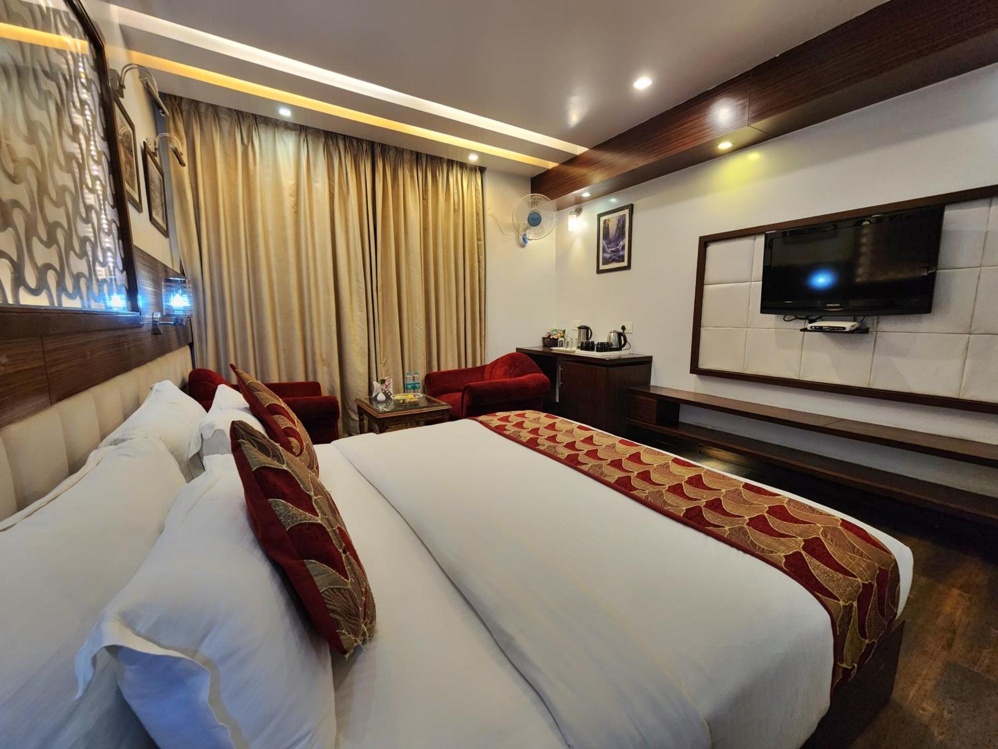 Hotel Surya Σίμλα Εξωτερικό φωτογραφία