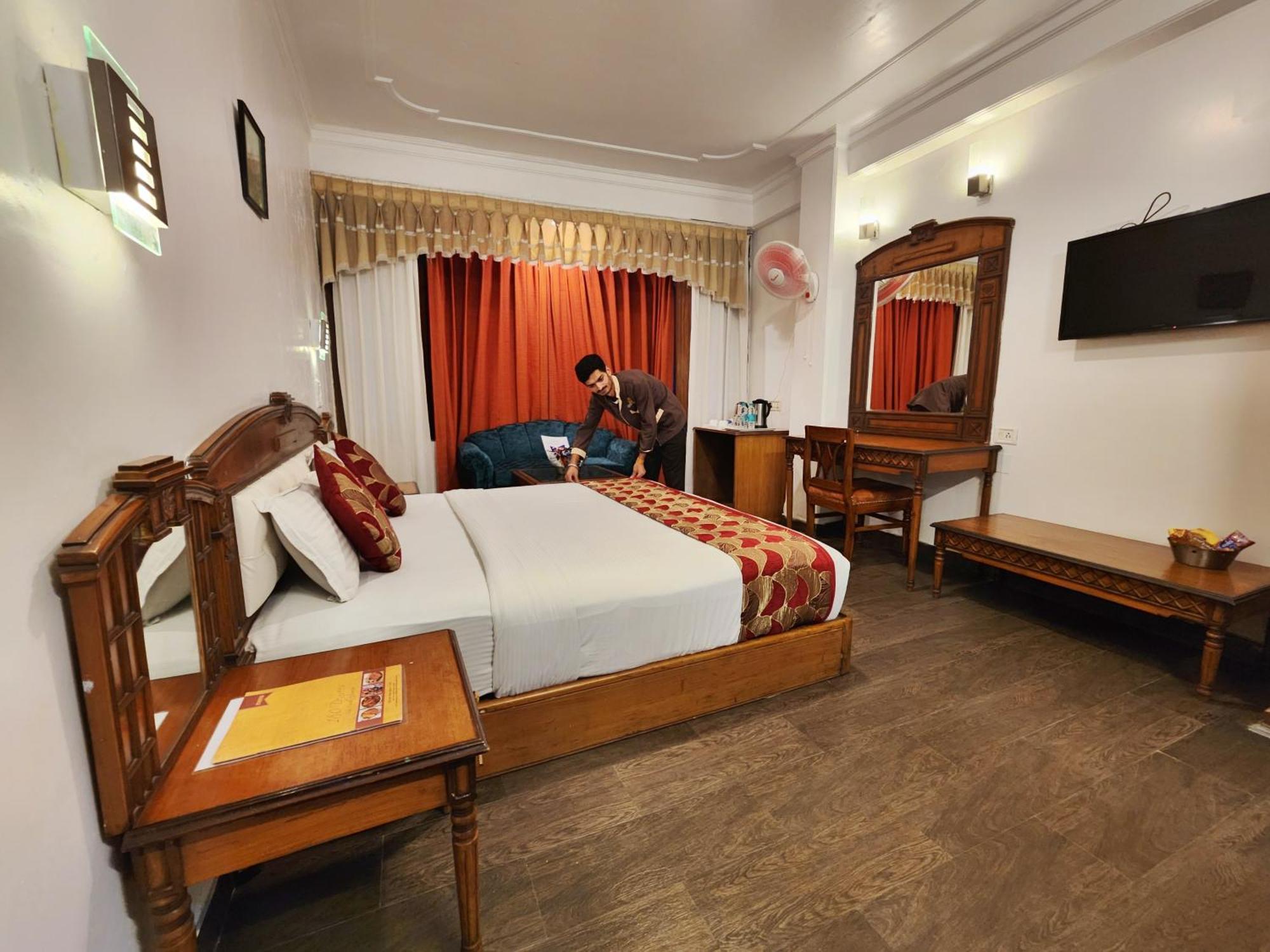 Hotel Surya Σίμλα Εξωτερικό φωτογραφία