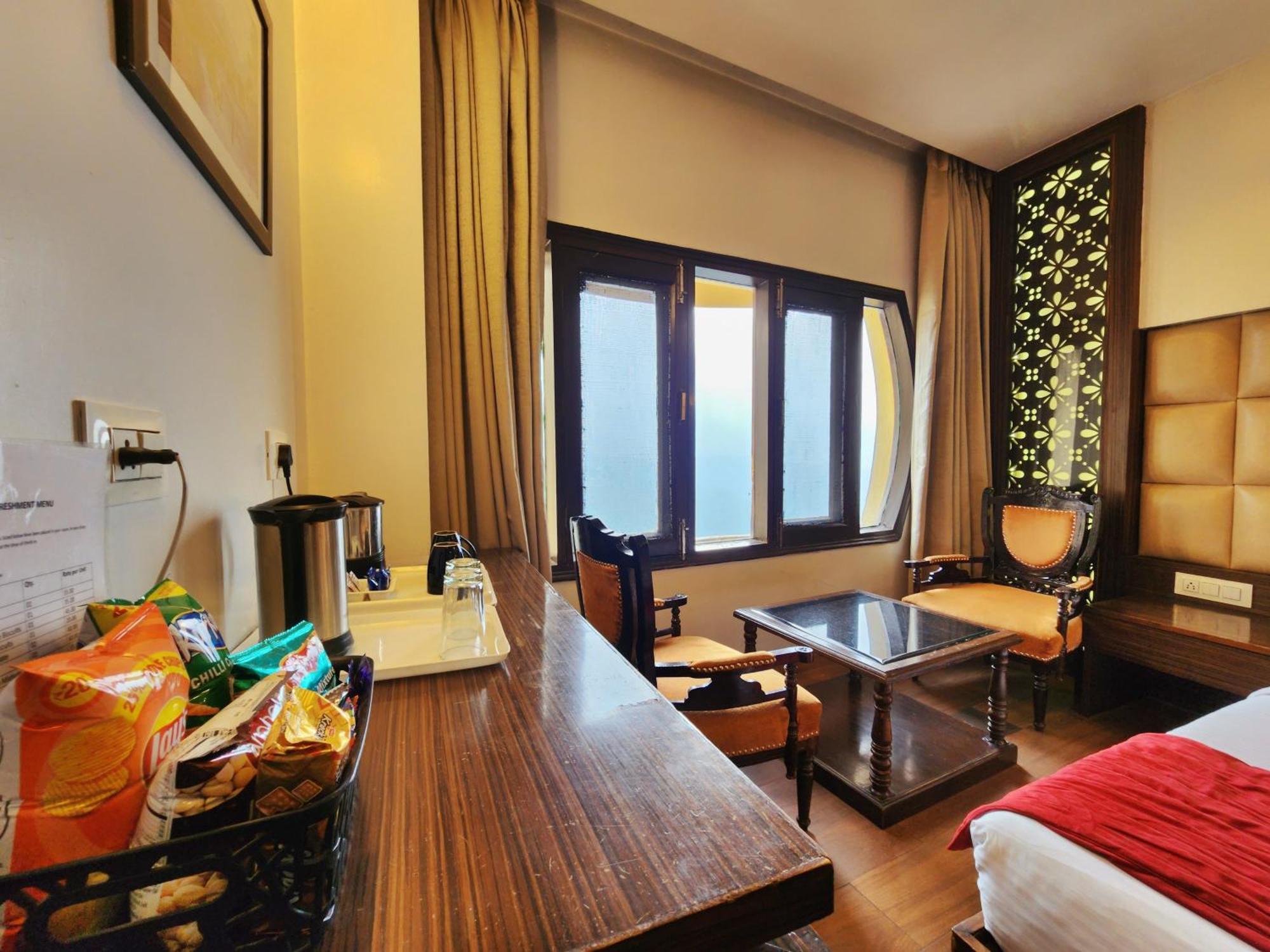 Hotel Surya Σίμλα Εξωτερικό φωτογραφία